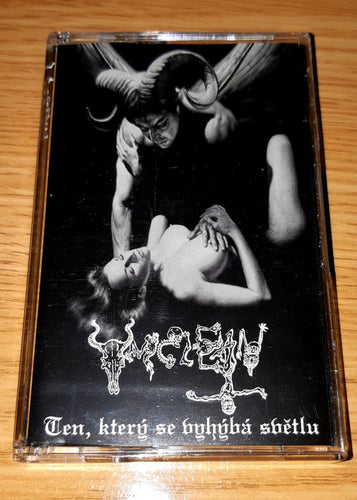 Unclean -  Ten, ktery se vyhyba svetlu Cassette